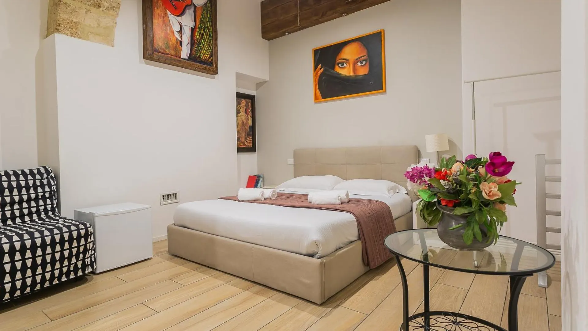 Guest house Red Rooms By Wonderful Italy Bari